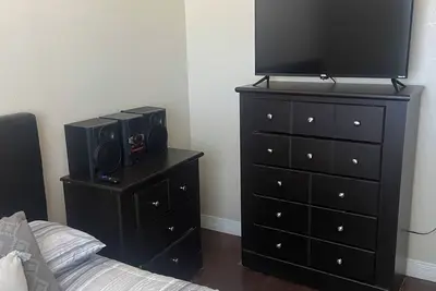 Image de 3 bedroom condo near airport