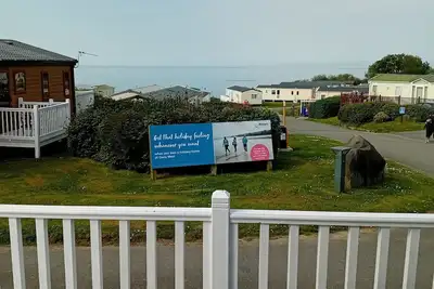 Image de Superb position 2 bedroom Caravan Newquay Wales