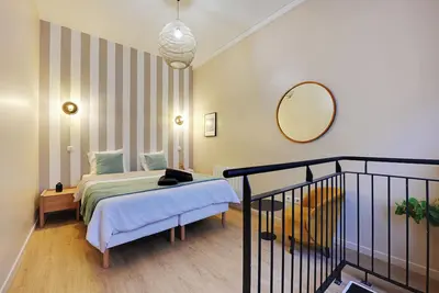 Image de Charming Flat - 2 bedrooms with a cinema in the \"quartier Latin\"