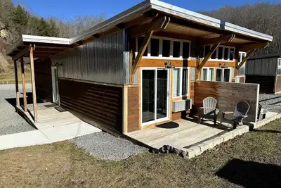 Image de Atv TrailCamp: Sip's Shack-- Just seconds from the Hmt Pocahontas Trailhead!
