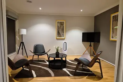 Image de Stylish Home in Geelong for Large Family or Group
