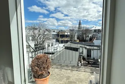 Image de Apartment in Óðinsgata, downtown Reykjavik - Private parking