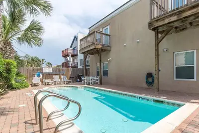 Image de Ez to Beach - Very Clean - Sleeps Many - Pool