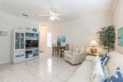Image de Ground Floor 1 Bedroom - Pool - Near Beach
