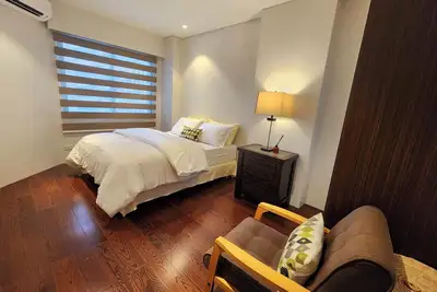 Image de Nestled inside a quiet seaside resort complex in Mactan Cebu.