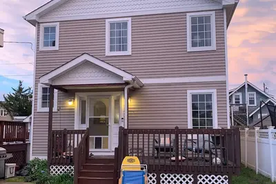 Image de Single Family Home 3 blocks to the beach. Walking distance to Boardwalk