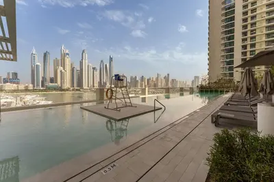 Image de Upscale Apt w/ Dubai Marina & Palm Views