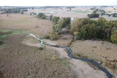 Image de Buckeye Marshside Bungalow\nInviting Apartment Getaway with Marshland Views.