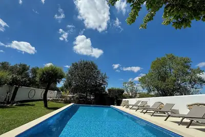Image de The Little Wine House - Maison & Jardin Privés au Calme Proche Albufeira