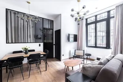 Image de St-Lazare/Pigalle Luxury & Design Apartment 6p/2br