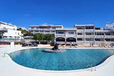 Image de Palmeras Apt - Pool & Terrace - next to Beach