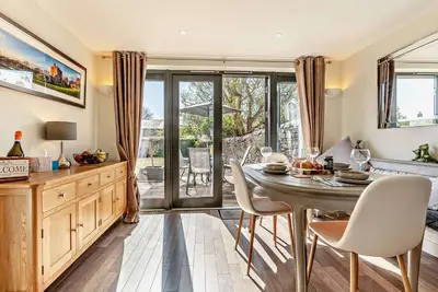 Image de Bow Well Lodge - Deux Chambres Maison, Couchages 4