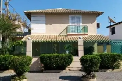 Wonderful 6 bedroom house in Praia Grande *** No Service Charges Airbnb, Booking, Vrbo, etc ***