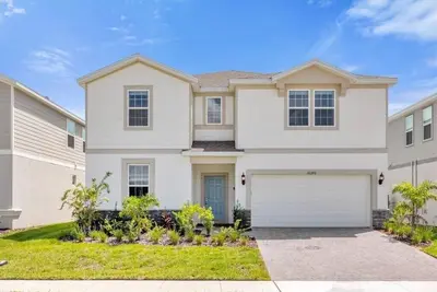 Image de 10 Bedrooms/ 8 Bathrooms/ Windsor Cay (16340 Sk)