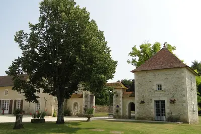 Image de La Colombier\n Escape to the ultimate French countryside haven retreat.