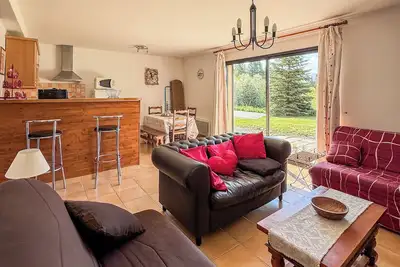 Image de Maison de Montagne 3 Pièces - 90m² 5 à 7 Personnes Surplombant le Champsaur