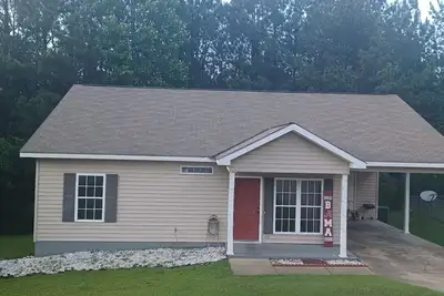 Image de Clean/Family-Friendly Home Near Brynat Denny-Stadium