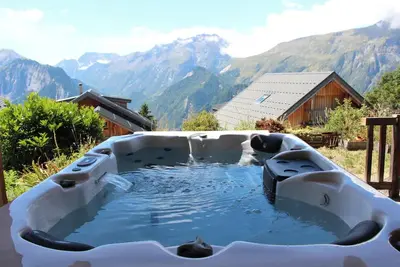 Image de Chalet 4* au pied des pistes, hammam sauna spa panorama