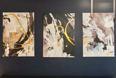 Chic 2br Retreat w/ Pool + Free Parking