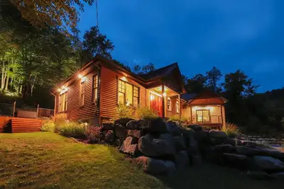 Chalet Le 121 – Nature & Élégance.