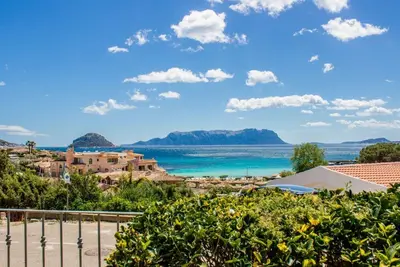 Image de Golfo Aranci - Sea View Apartment With Veranda!