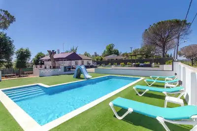 Club Villamar - Charmante villa indépendante avec piscine privée et vue sur les montagnes, idéale. . .