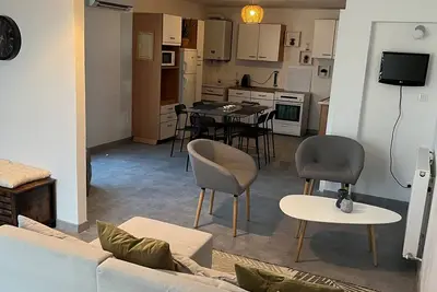 Image de Appartement Familiale Proche Commerce à Pieds