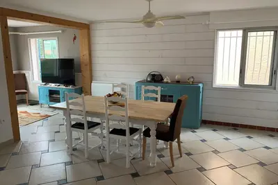 Image de Maison Proche du Port, des Criques Idéale Pour des Vacances en Famille