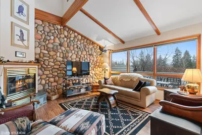 Image de 25 Min to Glacier Np! Home on Meadow Lake Golf Course with Game Room