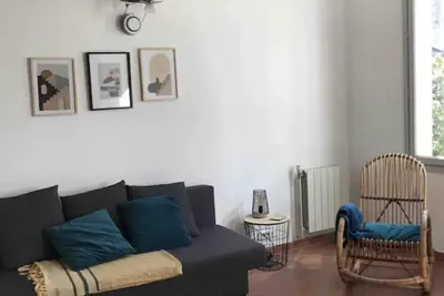 Image de Duplex de Charme Avec Terrasse Tropezienne, Proche Plages