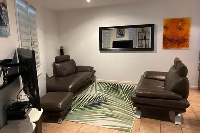 Image de La Maison Agréable Fonctionnel Avec Salon Cuisine à Létage Deux Chambres
