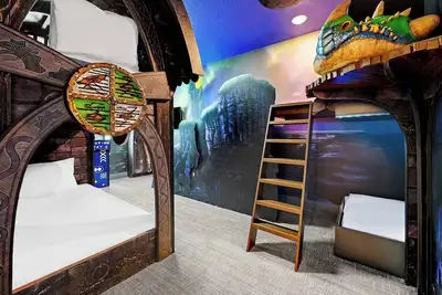 Image de Luke's Lookout | 5-Star Villa Near Disney w/ Grand Lr, Kitchen, Dragon Br & Pool