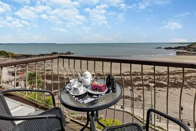 Image de Waters Edge - Looe - Trois Chambres Appartement, Couchages 5