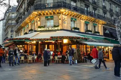 Image de A Designer Place With Modern Luxury & Warm Atmosphere-Rue CLÉMENT-Saint Germain