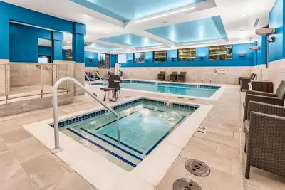 Image de Perfect Spot for Unwinding! Free Hot Breakfat, Pool, Close to Fanno Creek
