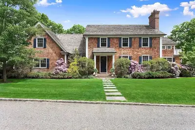Image de All that East Hampton has to offer!