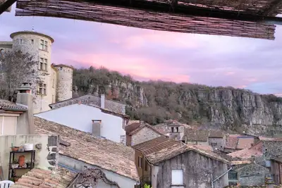 Image de Appartement Avec Terrasse et vue Imprenable. La Plus Belle vue de Vogüé