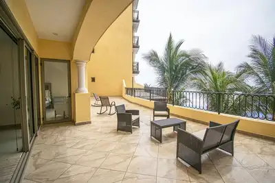 Image de Gavias Grand-Cerritos Get Away