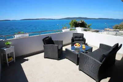 Image de Beachfront Apartments Leona - Three Bedroom Apartment with Seaview