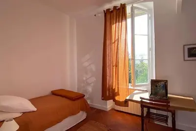 Image de Grand Appartement Lumineux Avec Jardin