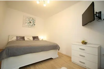 Image de Beachfront Apartments Leona - One Bedroom Apartment withTerrace