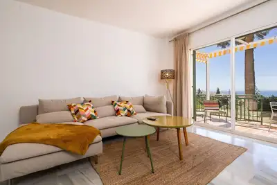Image de Mirador de Calahonda - appartement au rez-de-chaussée avec vue imprenable sur la mer