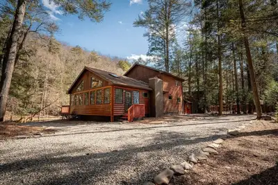 Image de Heaven's Cabin At The Creek
