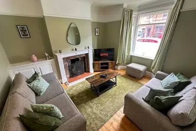 Image de Maison-Moderne-Salle de bain privée séparée