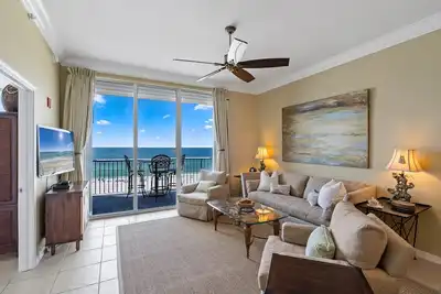Image de Spanish Key 506 | Oceanfront Condo | Steps from Flora Bama | Pools, Hot Tub, Gym & More!