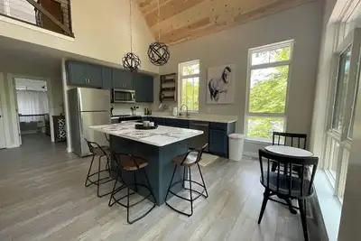 Image de Gorgeous new 3 bdr house right by entrance to Dale Hollow Lake State Resort Park