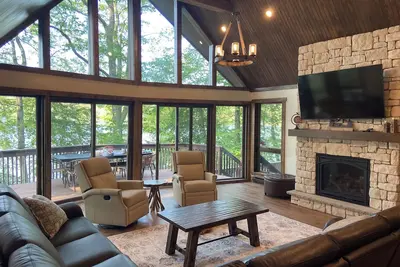 Image de Pocono Mountain Waterfront Escape in Masthope