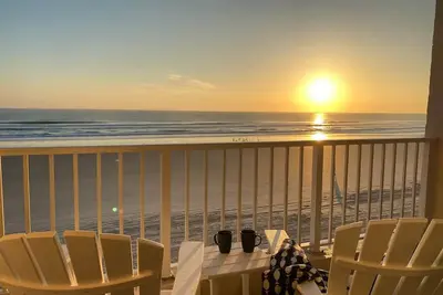 Image de Beachside Bliss: Ponce Inlet Oceanfront Condo