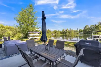 Image de Noble Cottage: Warm Days, Cool Nights – The Perfect Spring Retreat!