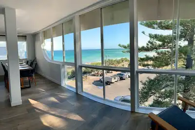 Image de Ultimate Coastal Escape + Amazing Views